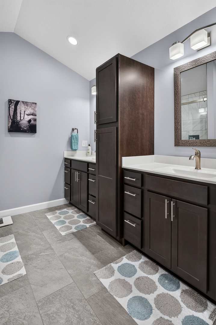 3525 Tower Court Property Photo 18