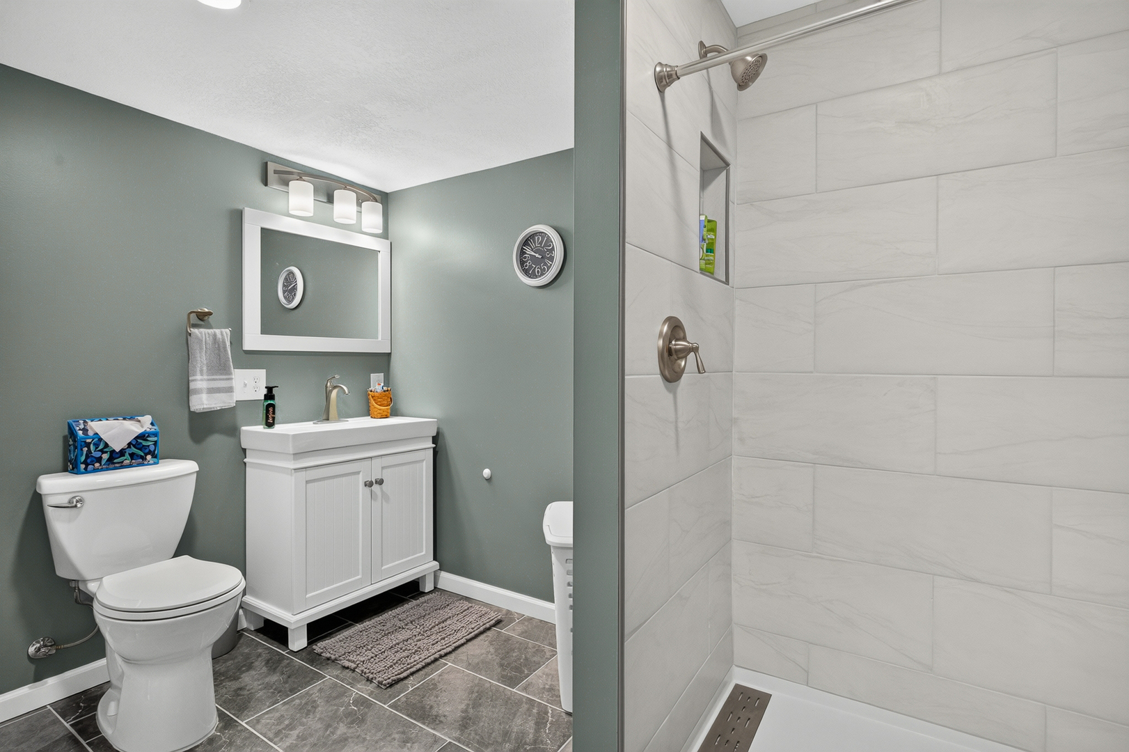 3525 Tower Court Property Photo 31