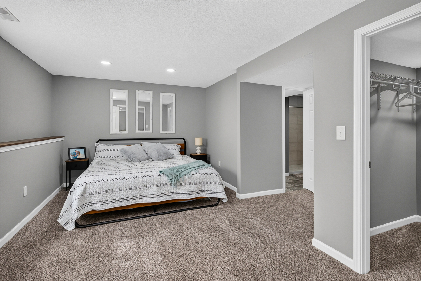 3525 Tower Court Property Photo 34