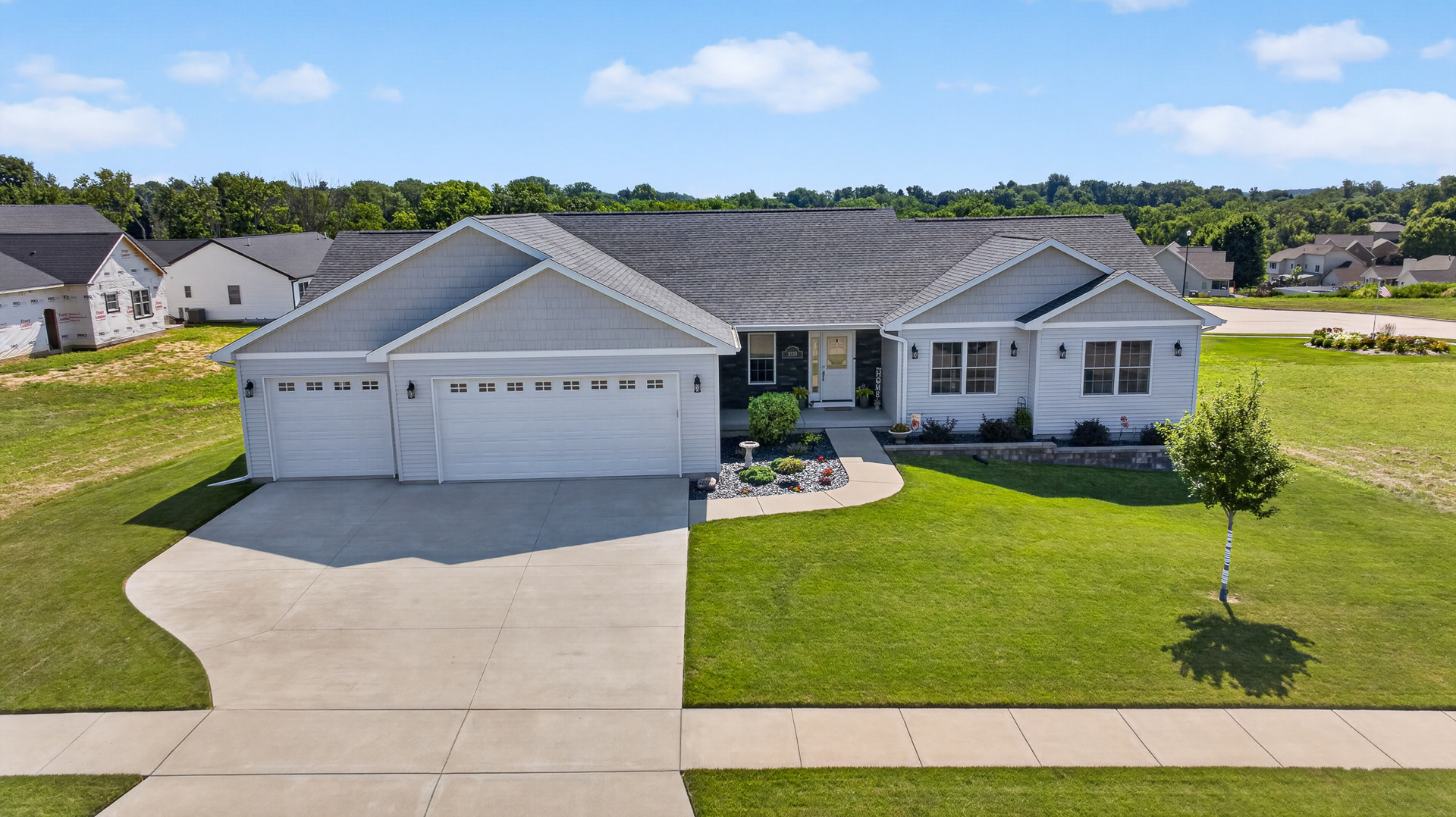 3525 Tower Court Property Photo 47