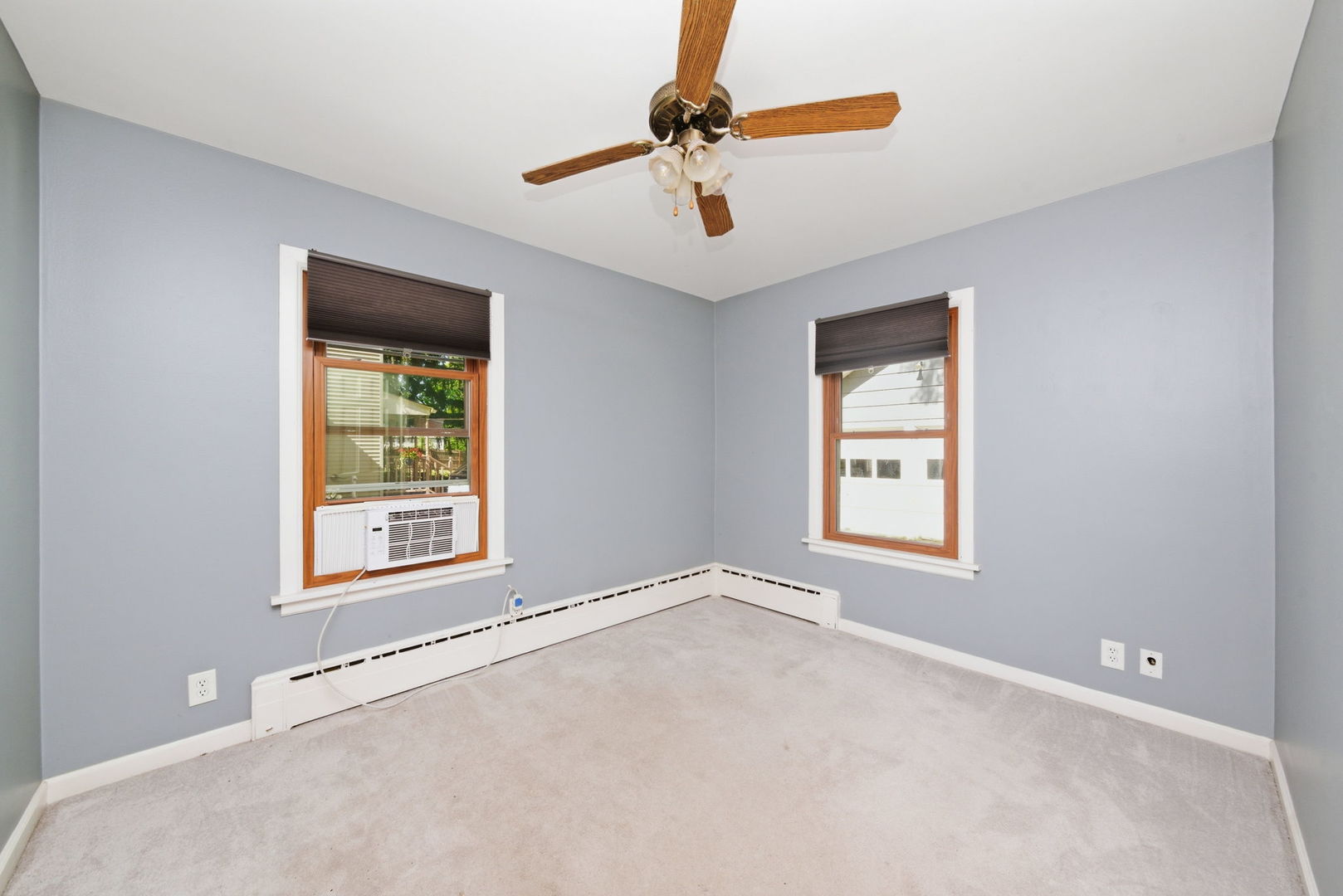 512 S Calumet Avenue Property Photo 5