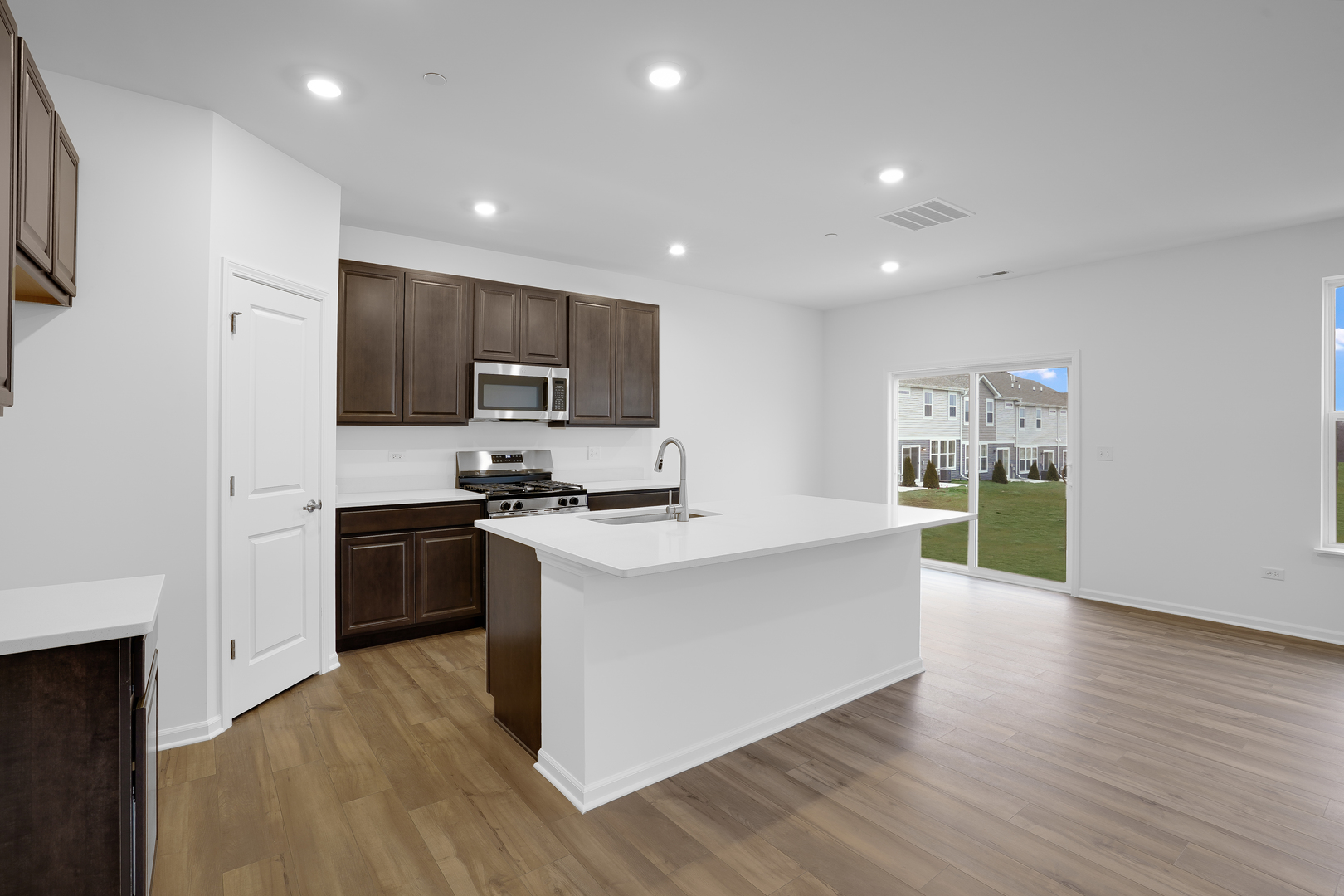 12207 Allburry Drive Property Photo 2