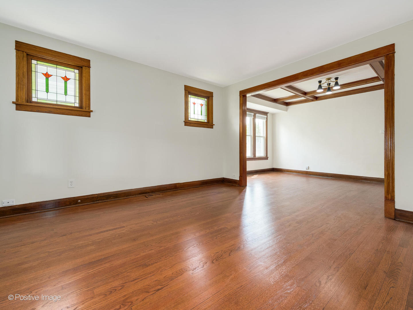 827 Thomas Avenue Property Photo 8