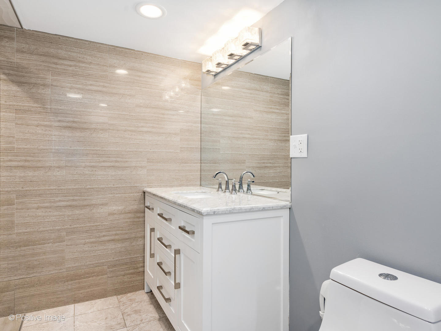 827 Thomas Avenue Property Photo 31