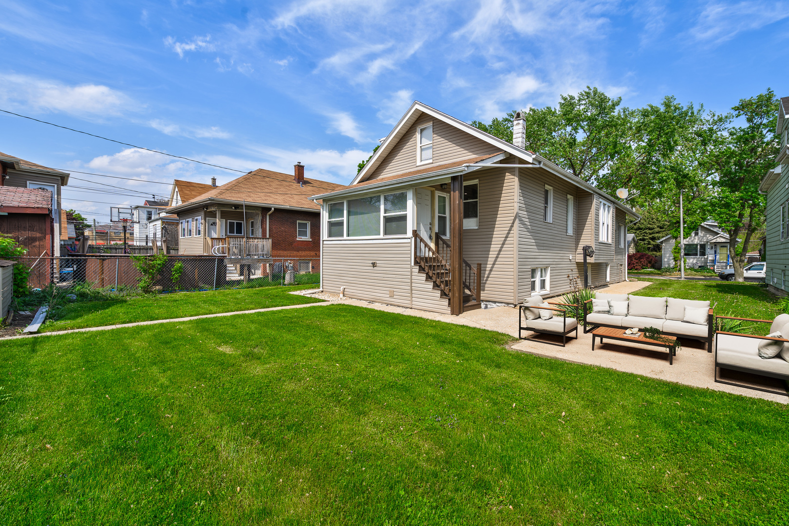 827 Thomas Avenue Property Photo 34