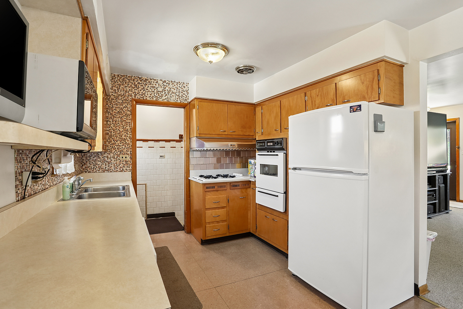 205 W 29th Street Property Photo 6