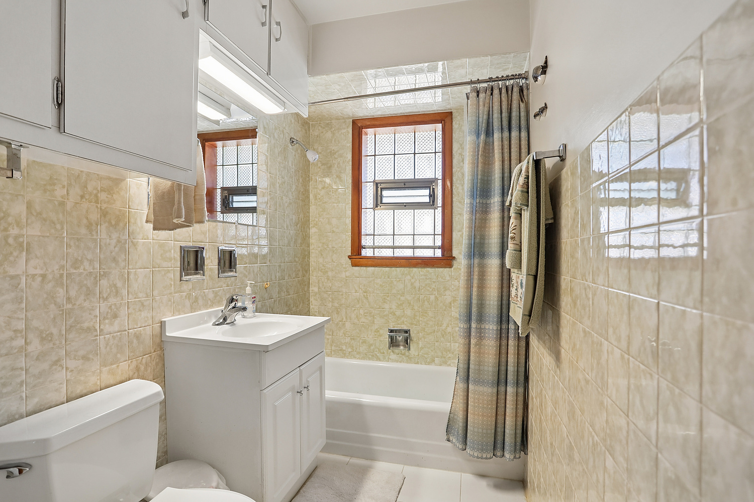 205 W 29th Street Property Photo 11