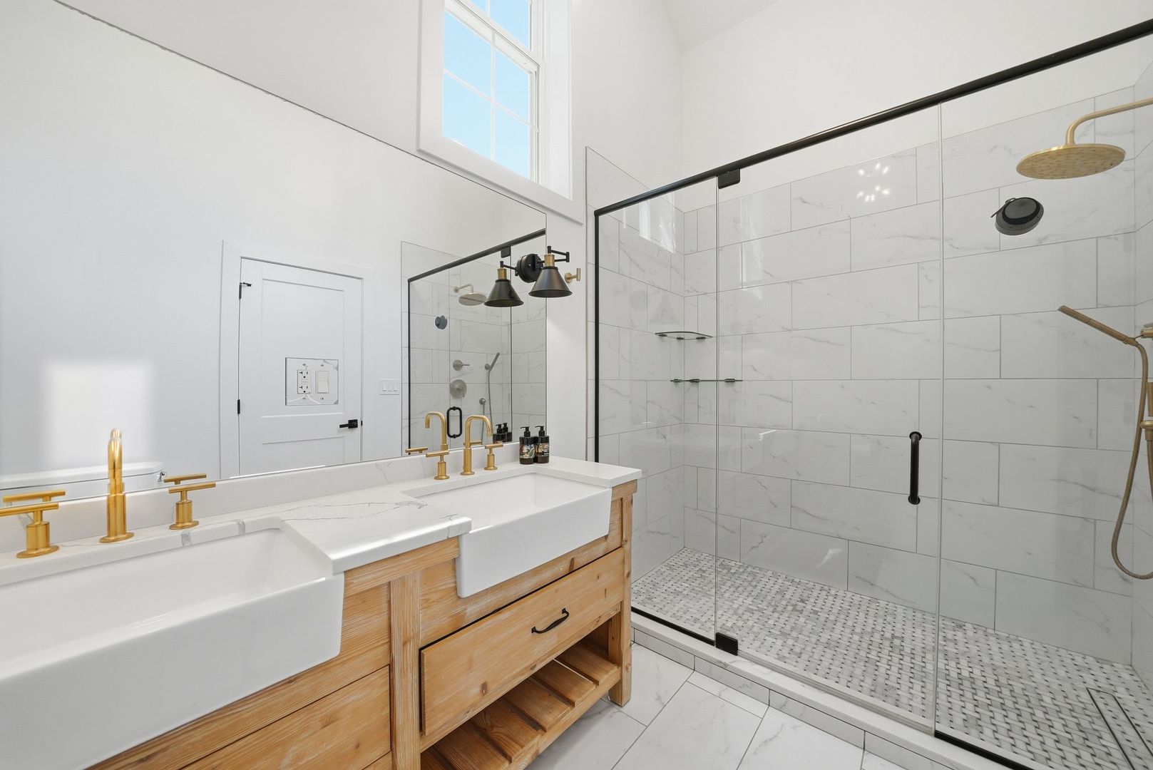 407 S West Avenue Property Photo 25