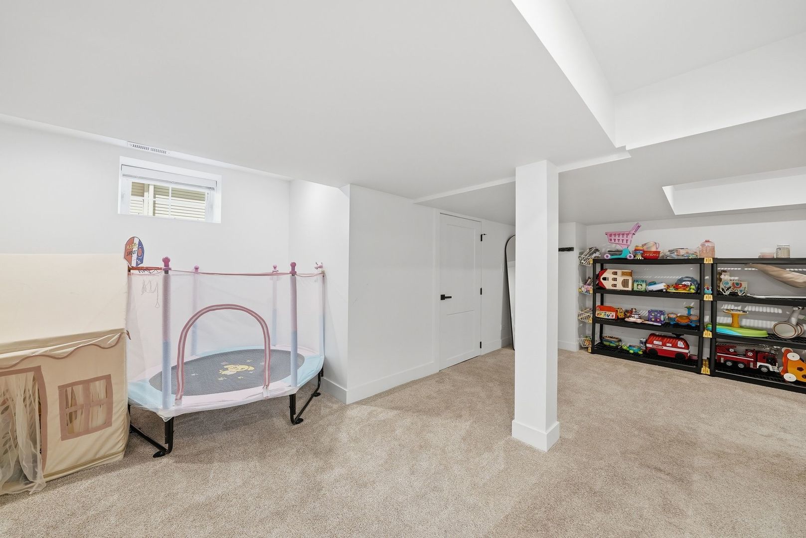 407 S West Avenue Property Photo 38