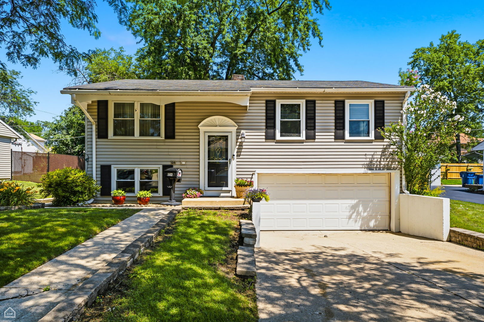 256 Mark Avenue Property Photo 1