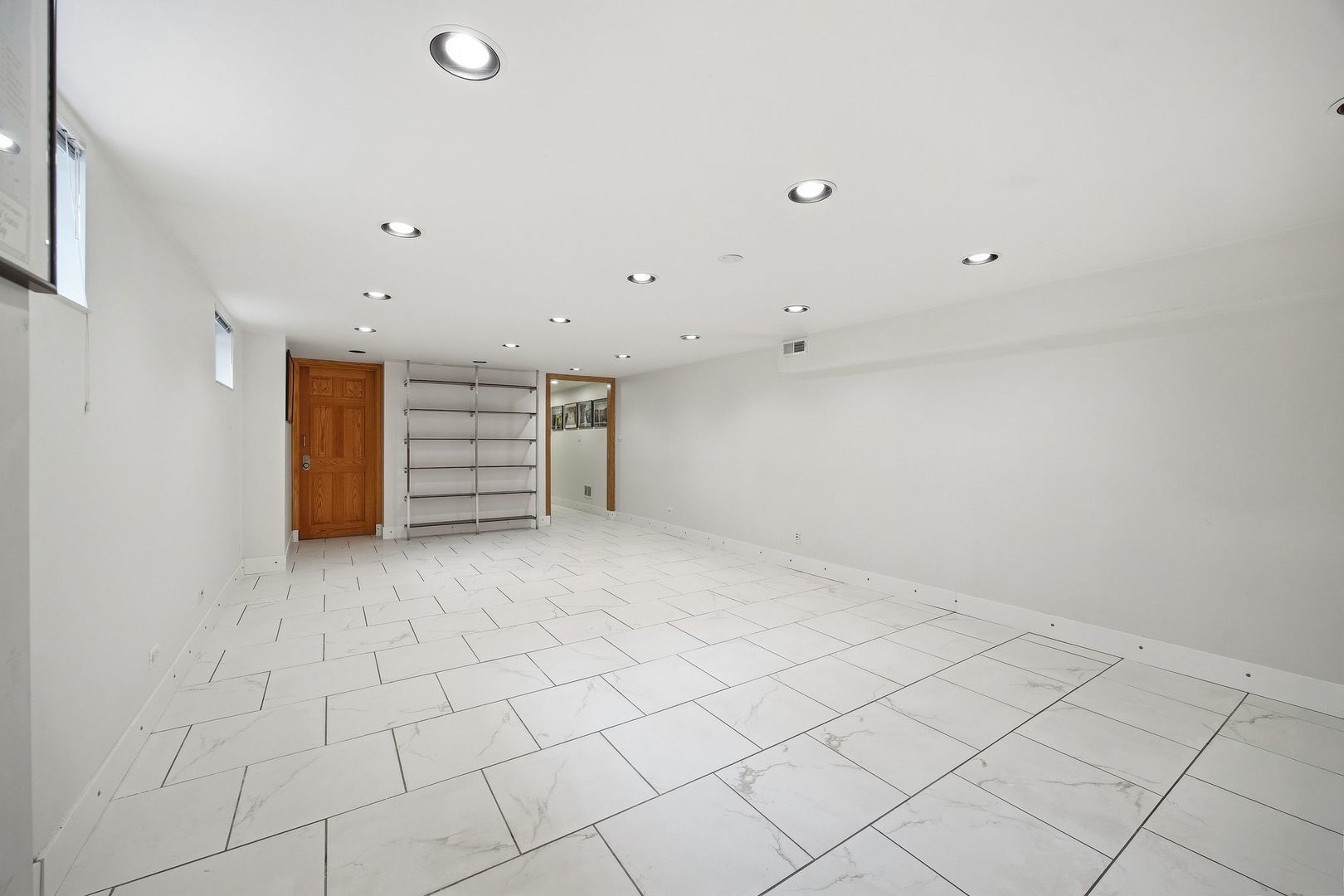 1758 N Natoma Avenue Property Photo 37