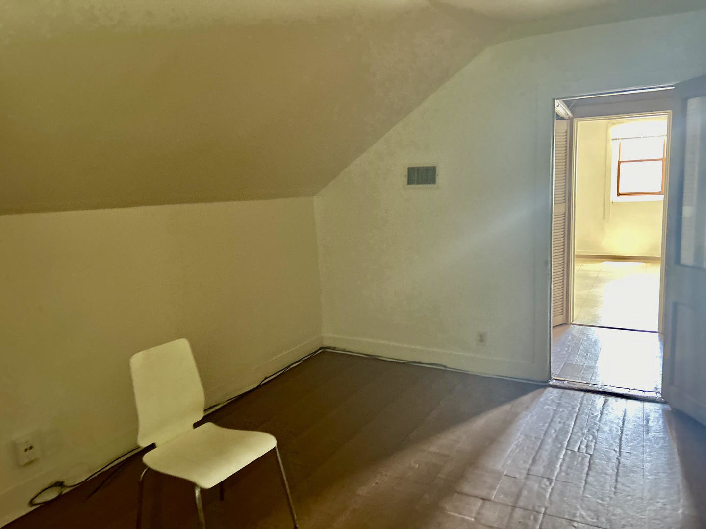 2848 E 79th Street Property Photo 4