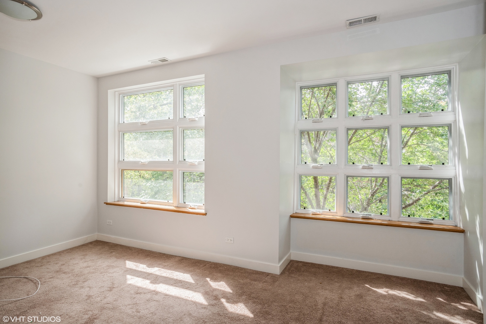 7211 N Oakley Avenue 7211 Property Photo 10
