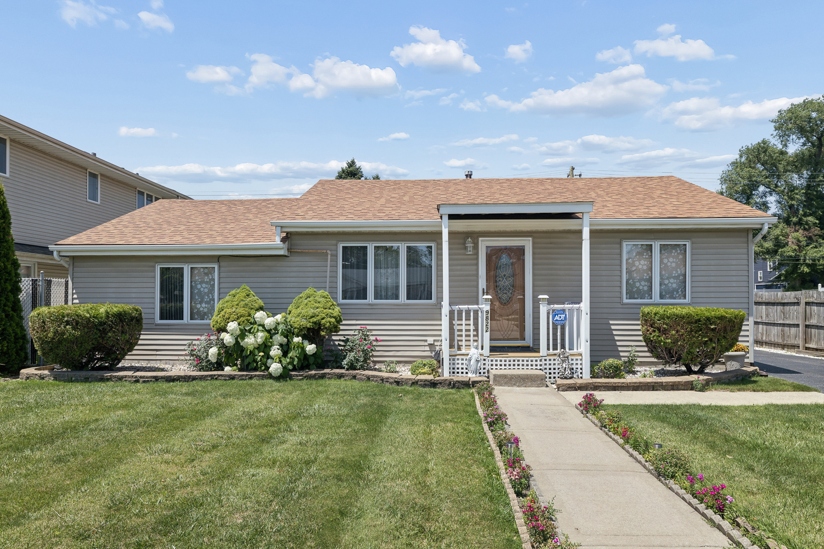 9822 Marion Avenue Property Photo 1