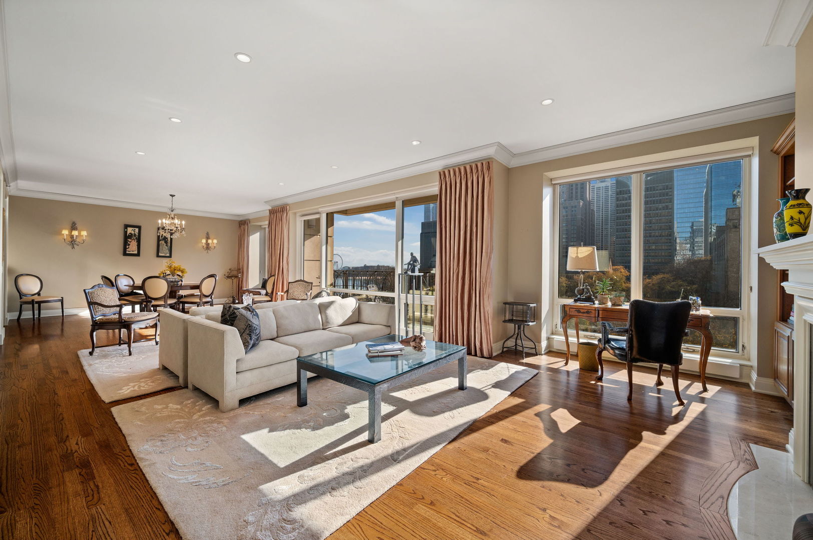 840 N Lake Shore Drive 603 Property Photo 4