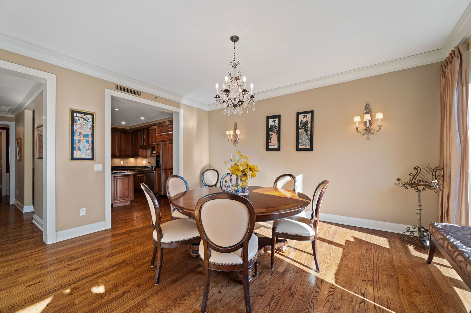 840 N Lake Shore Drive 603 Property Photo 11
