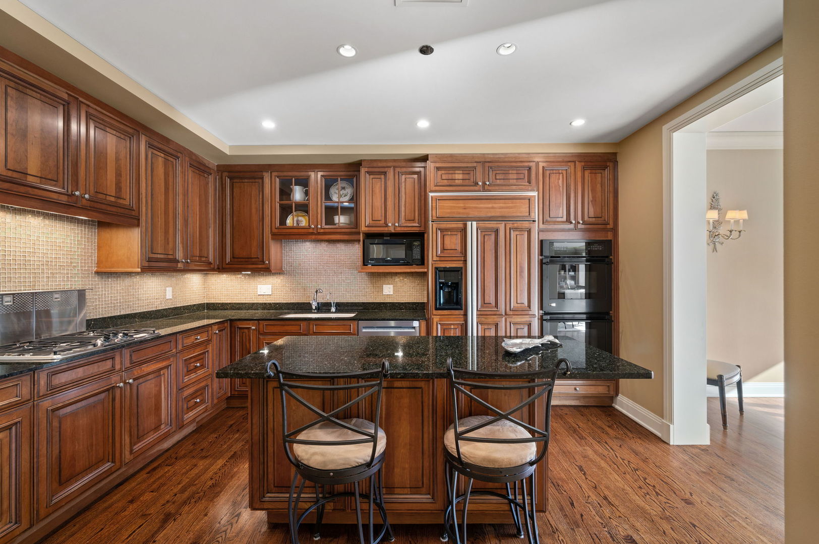 840 N Lake Shore Drive 603 Property Photo 14