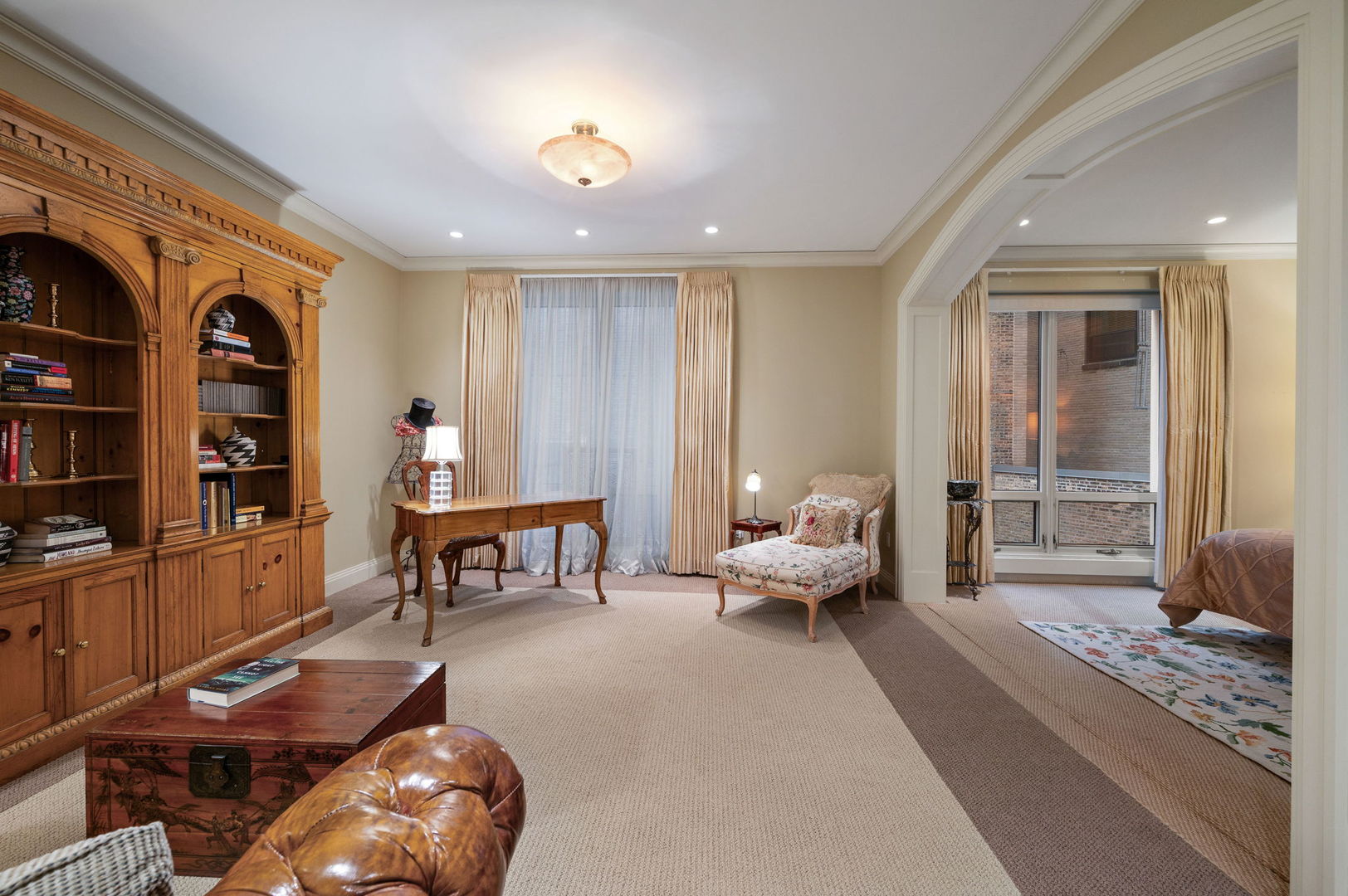 840 N Lake Shore Drive 603 Property Photo 22