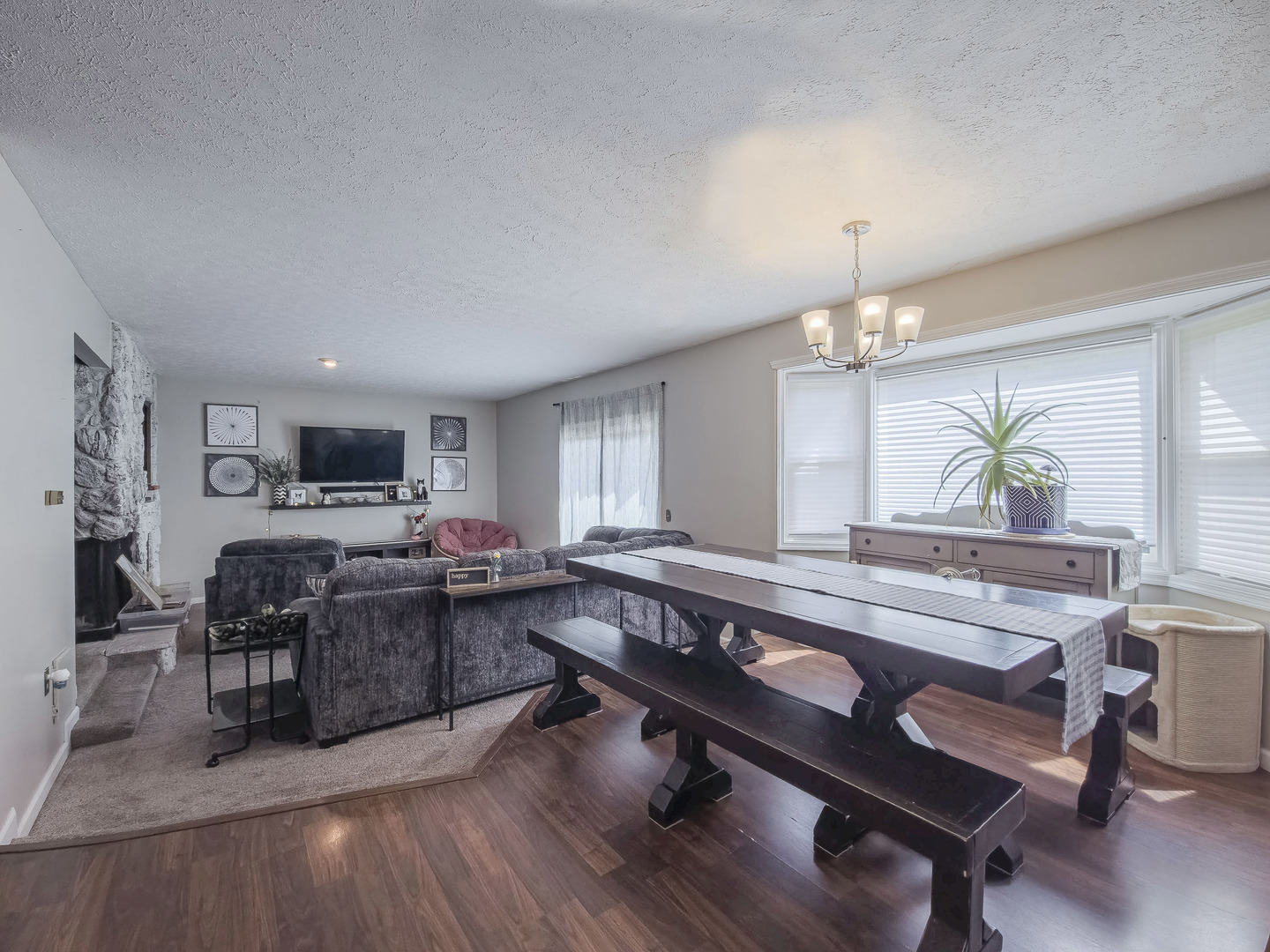 4455 Amesbury Drive Property Photo 8