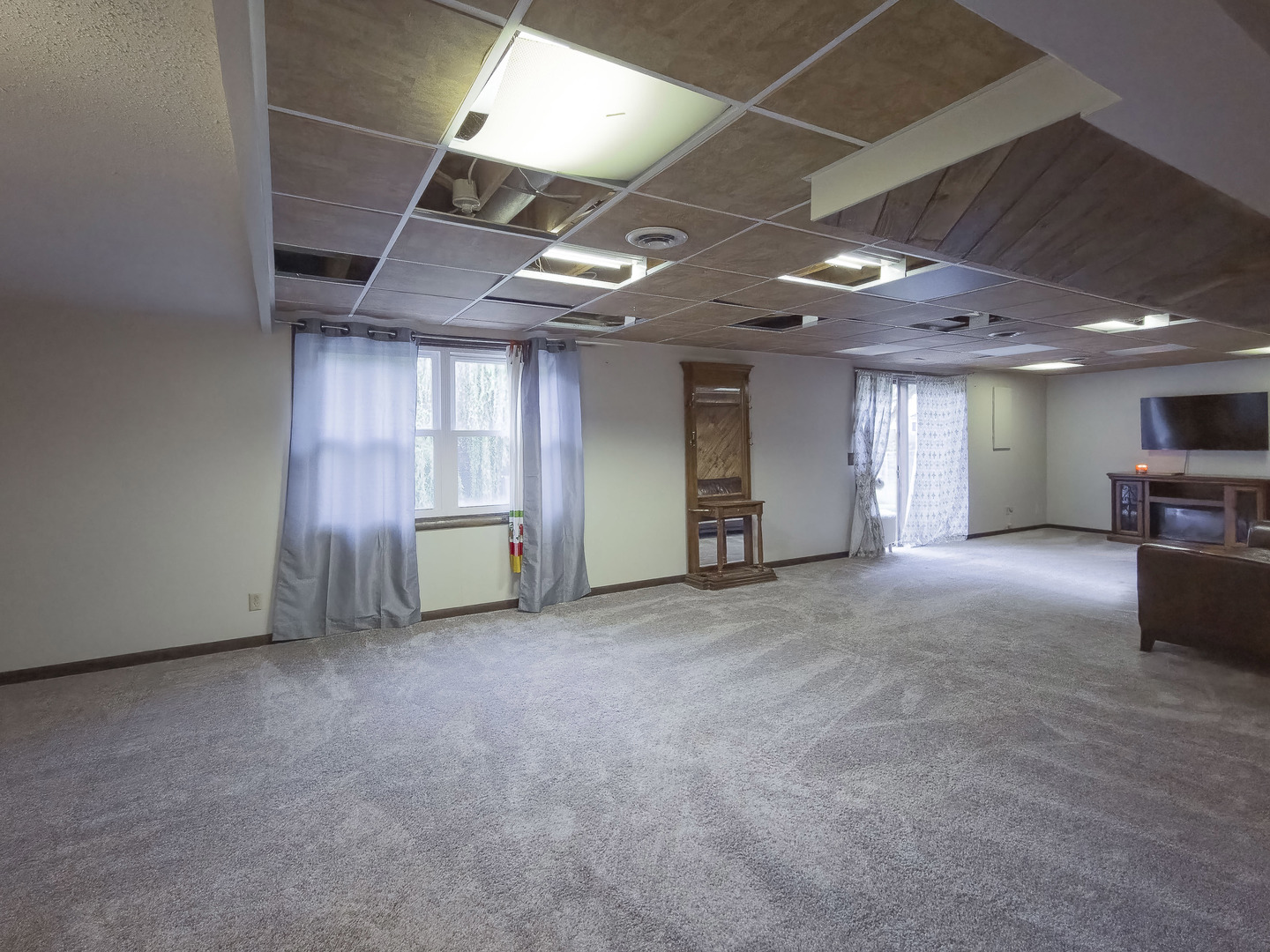 4455 Amesbury Drive Property Photo 25