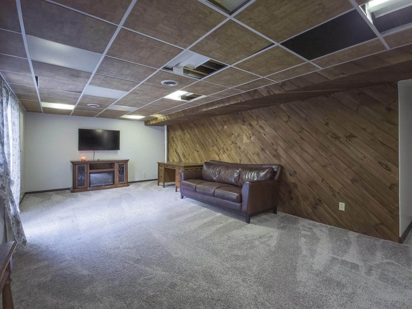 4455 Amesbury Drive Property Photo 27