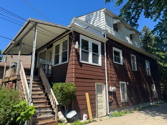 4060 N Mobile Avenue Property Photo 4