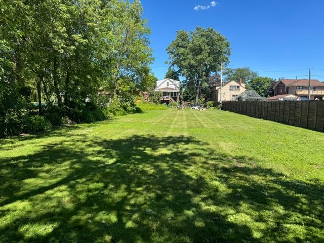 4060 N Mobile Avenue Property Photo 6