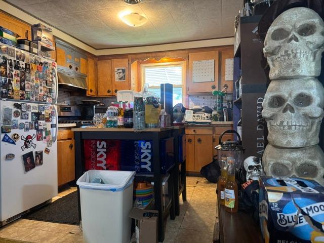 4060 N Mobile Avenue Property Photo 23