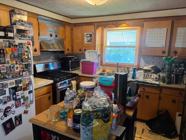 4060 N Mobile Avenue Property Photo 24