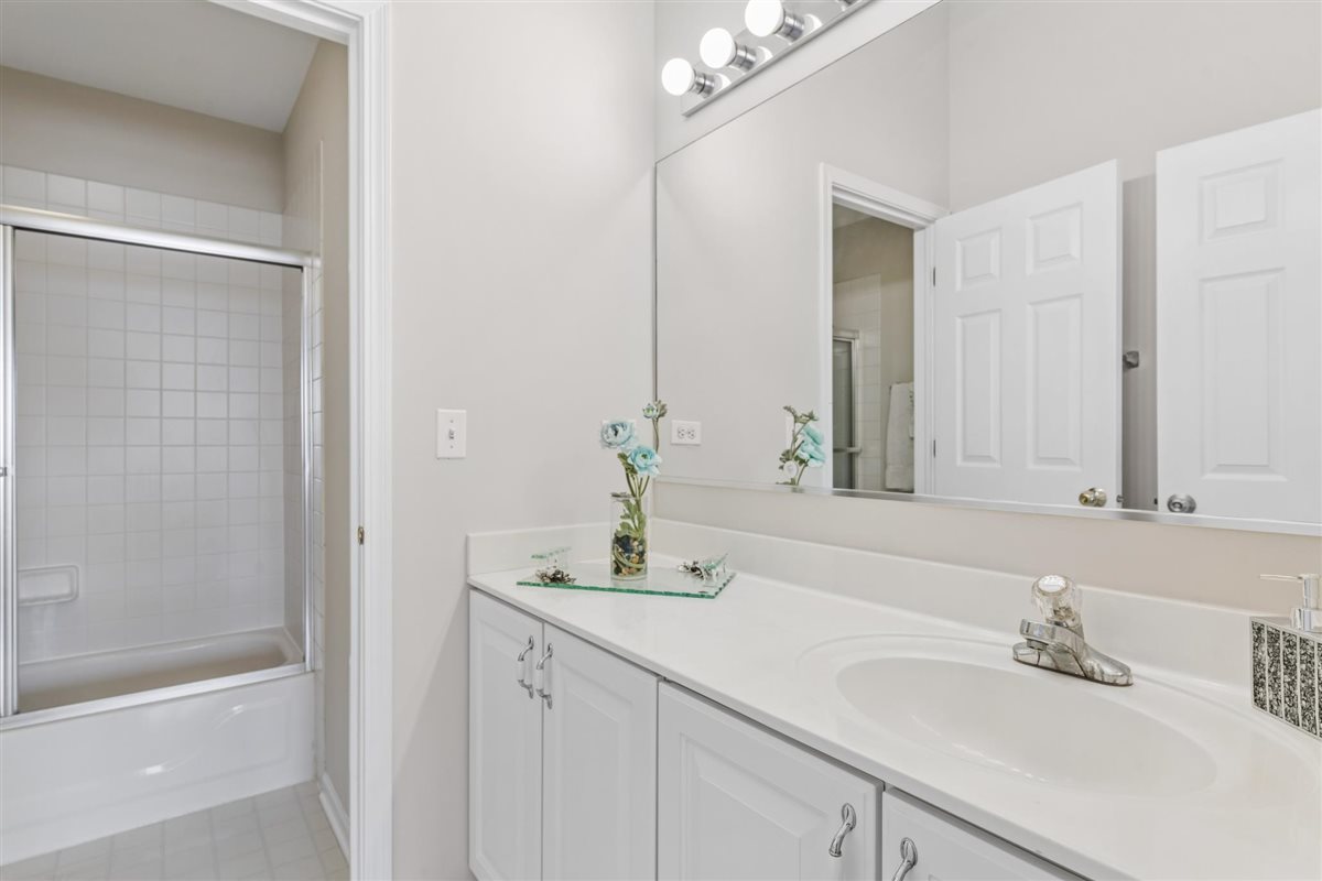 20 Prairie Pointe Lane Property Photo 16