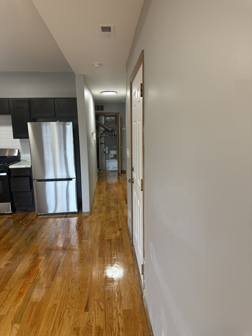 1114 S Albany Avenue 2 Property Photo 4