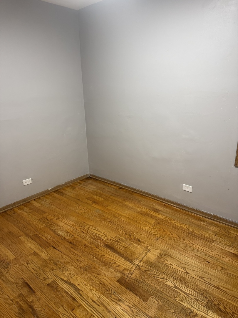 1114 S Albany Avenue 2 Property Photo 9