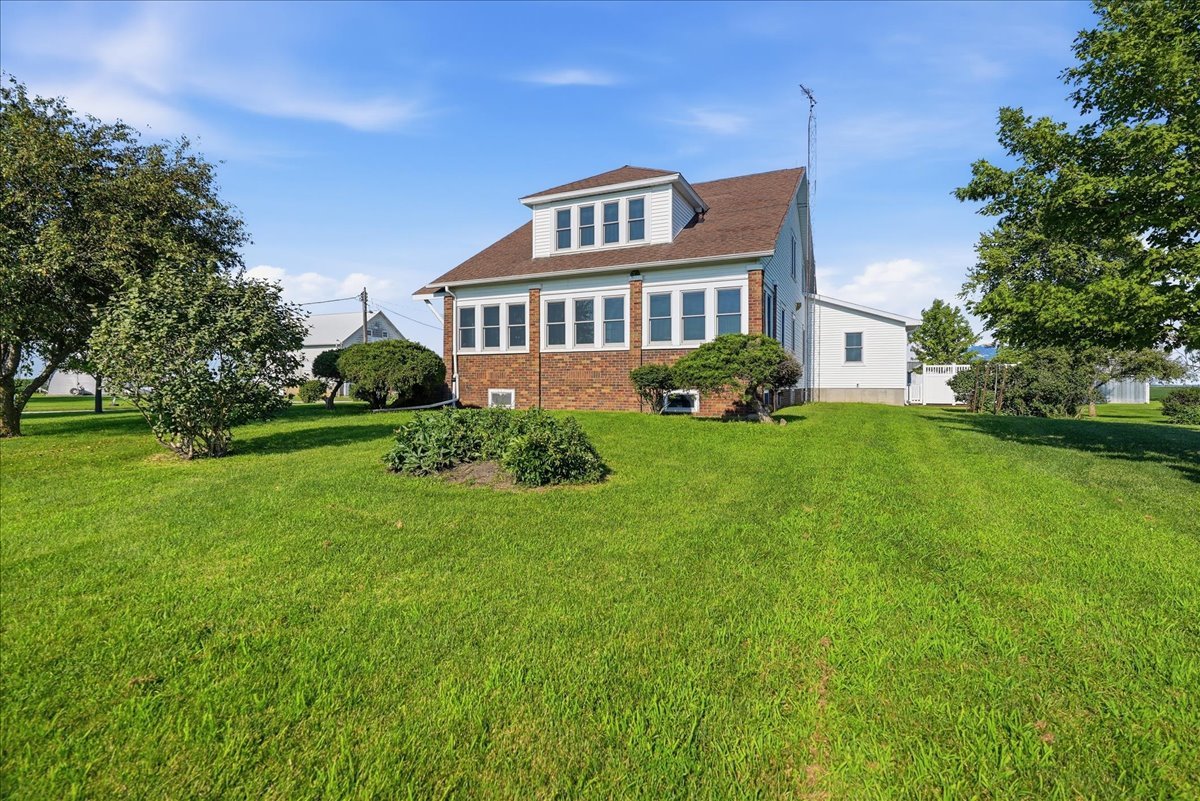 10168 N 600 E Road Property Photo 4