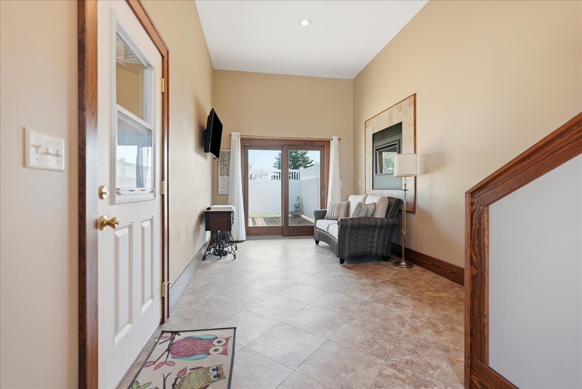 10168 N 600 E Road Property Photo 6
