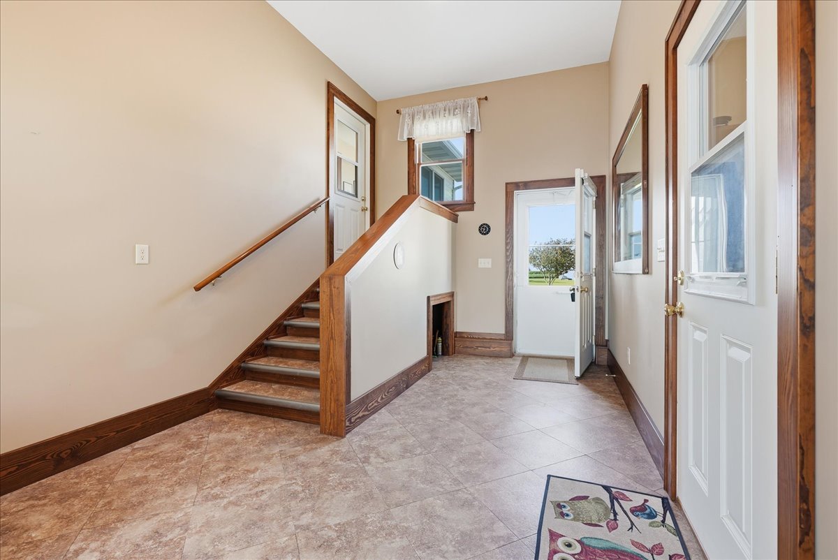 10168 N 600 E Road Property Photo 8
