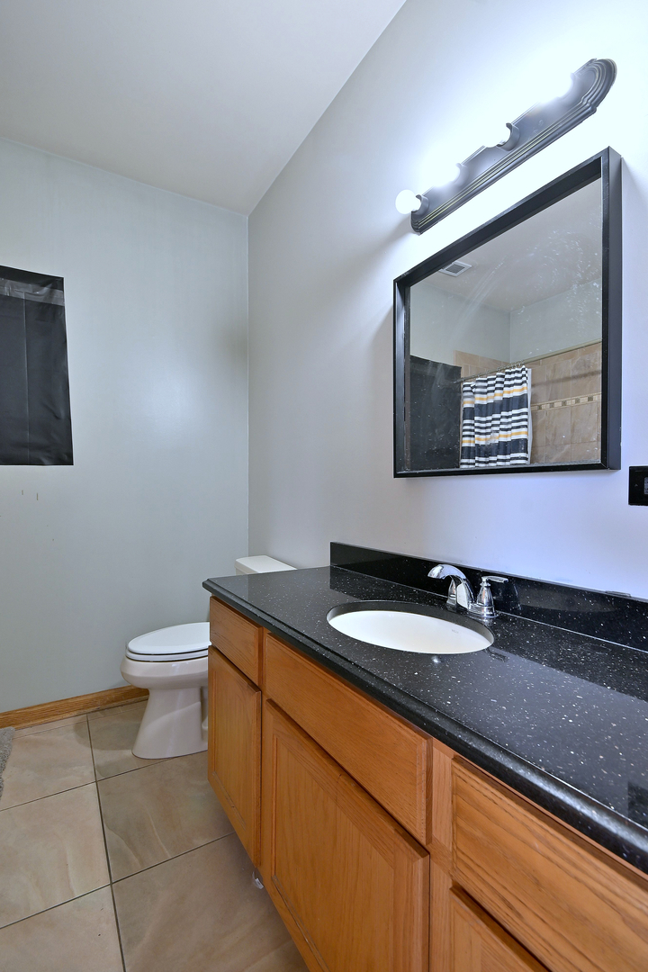 1012 N 24th Avenue Property Photo 8