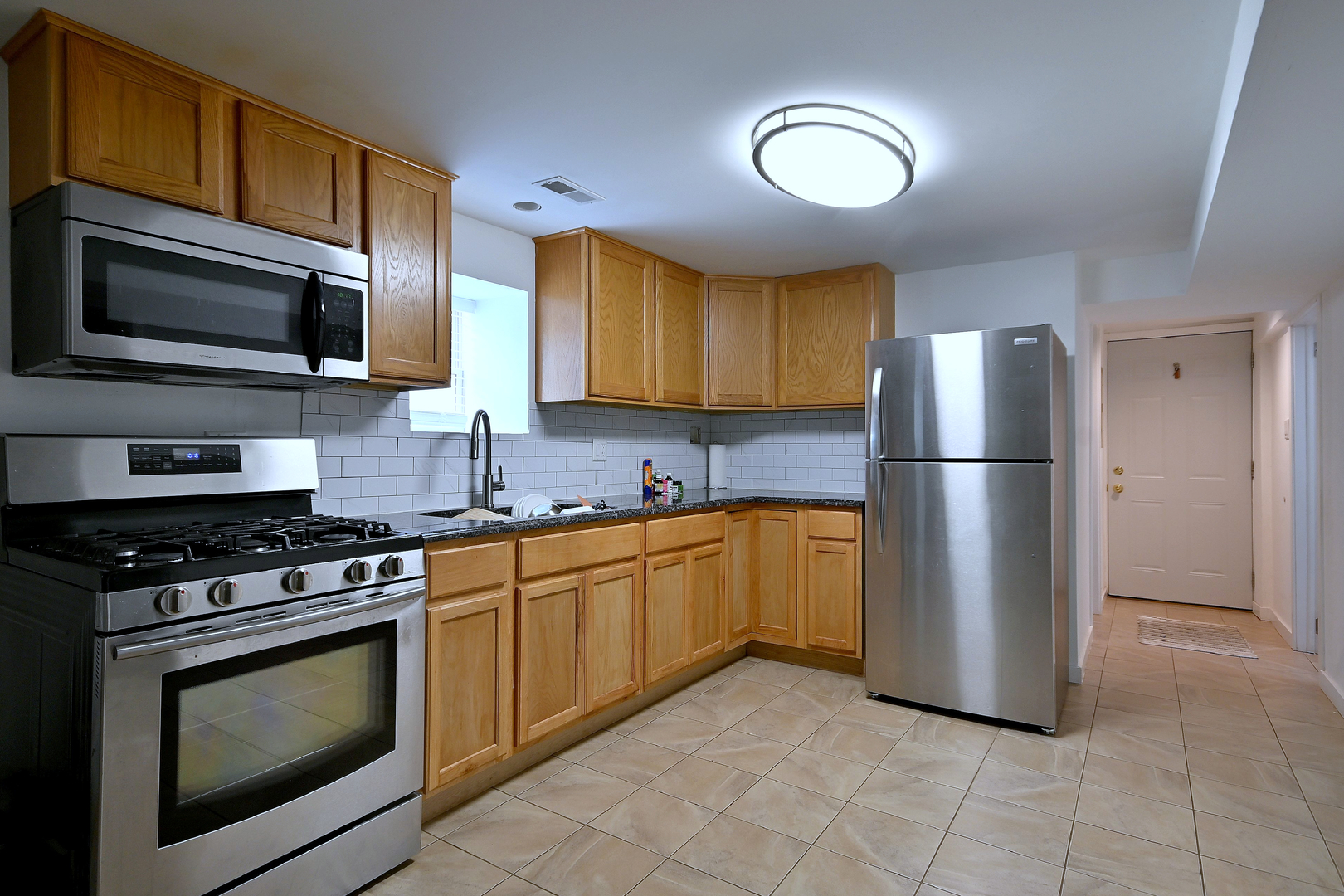 1012 N 24th Avenue Property Photo 11