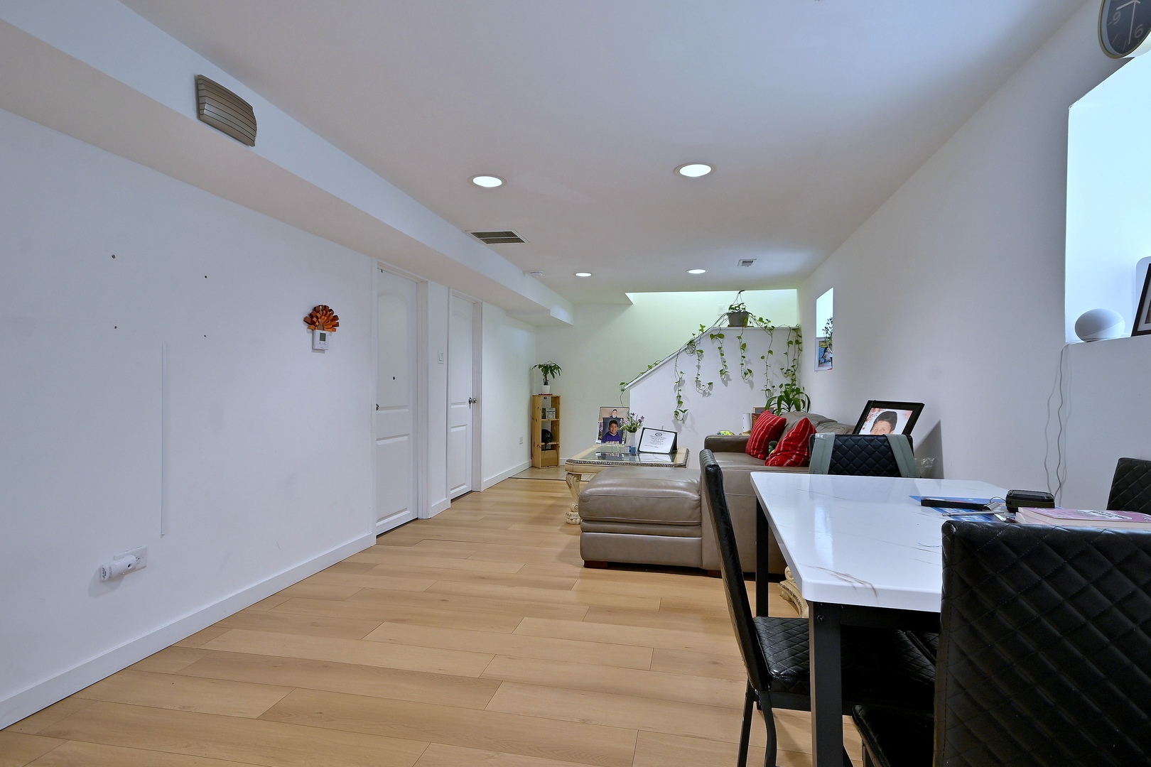 1012 N 24th Avenue Property Photo 13