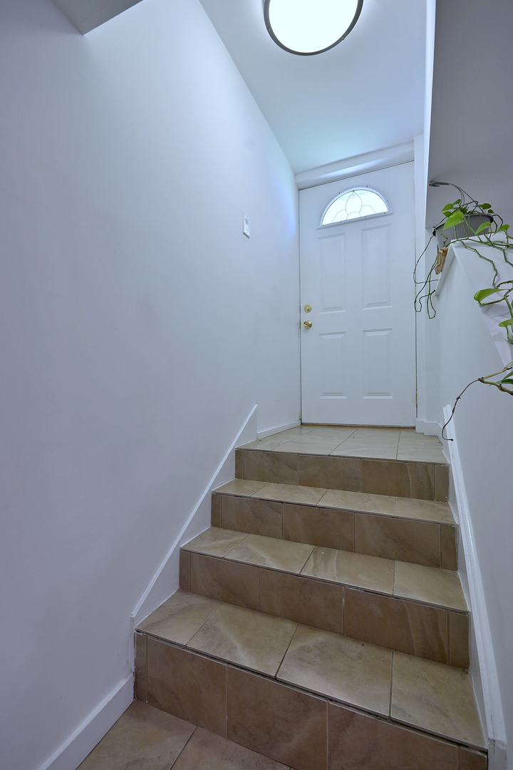 1012 N 24th Avenue Property Photo 15
