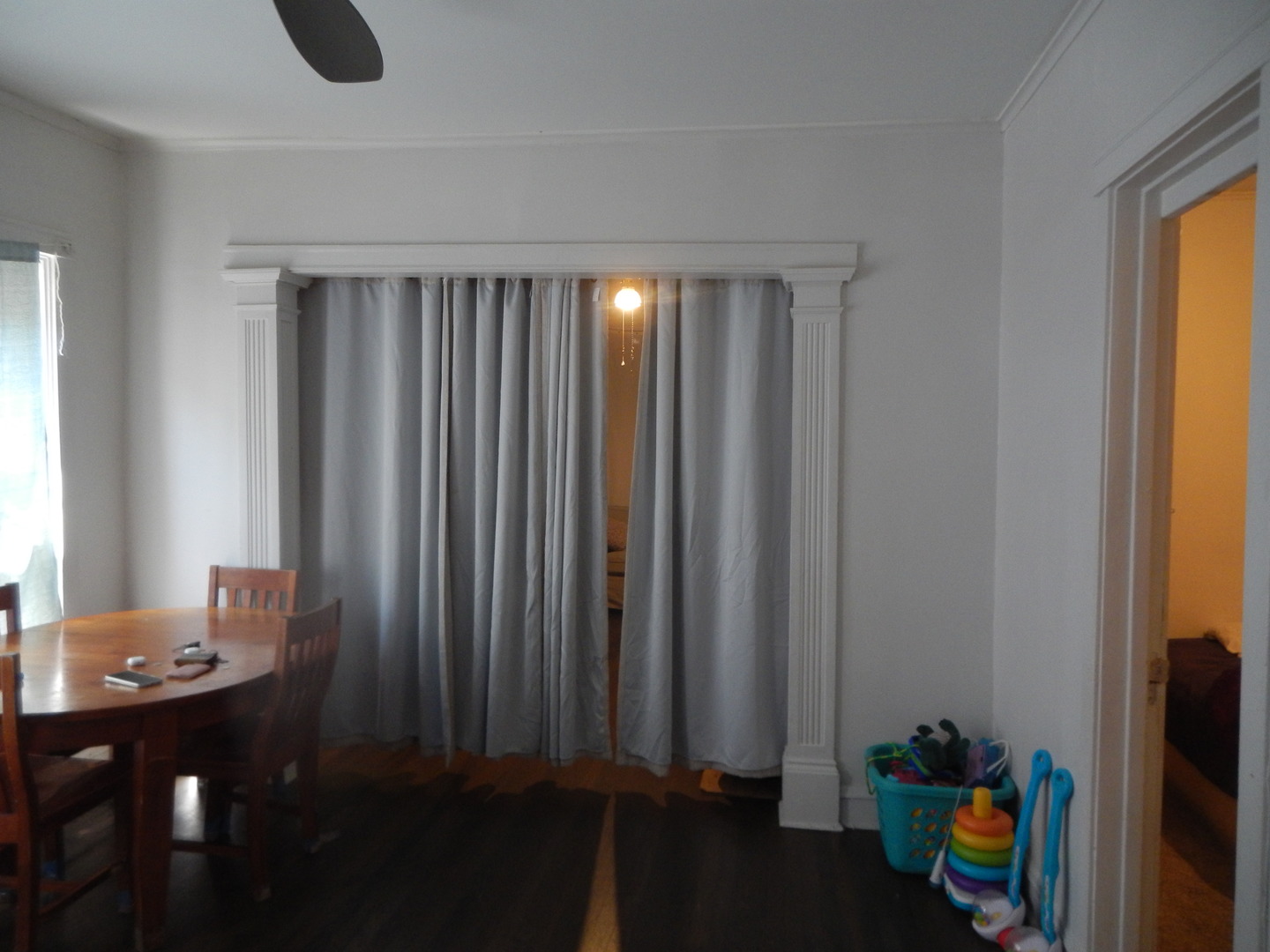 6419 S Maplewood Avenue Property Photo 8