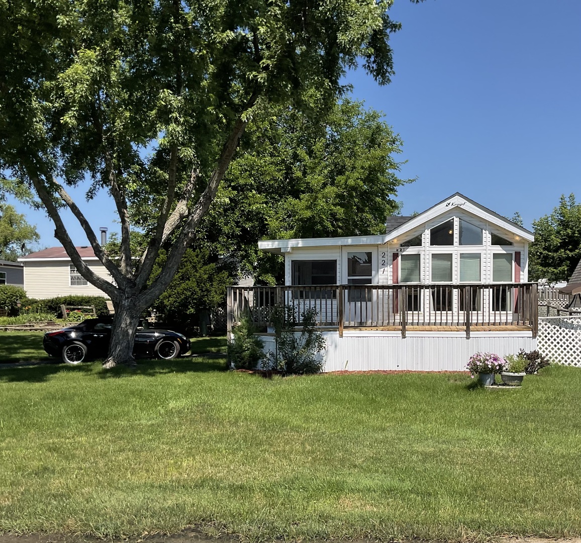 222 Rusty Scupper Property Photo 1