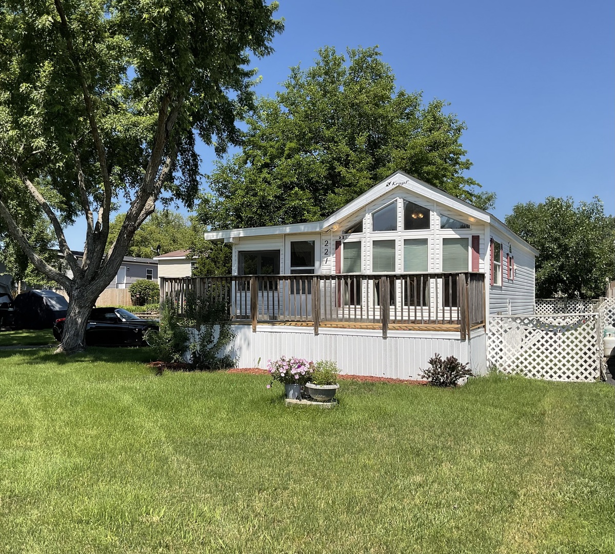 222 Rusty Scupper Property Photo 2