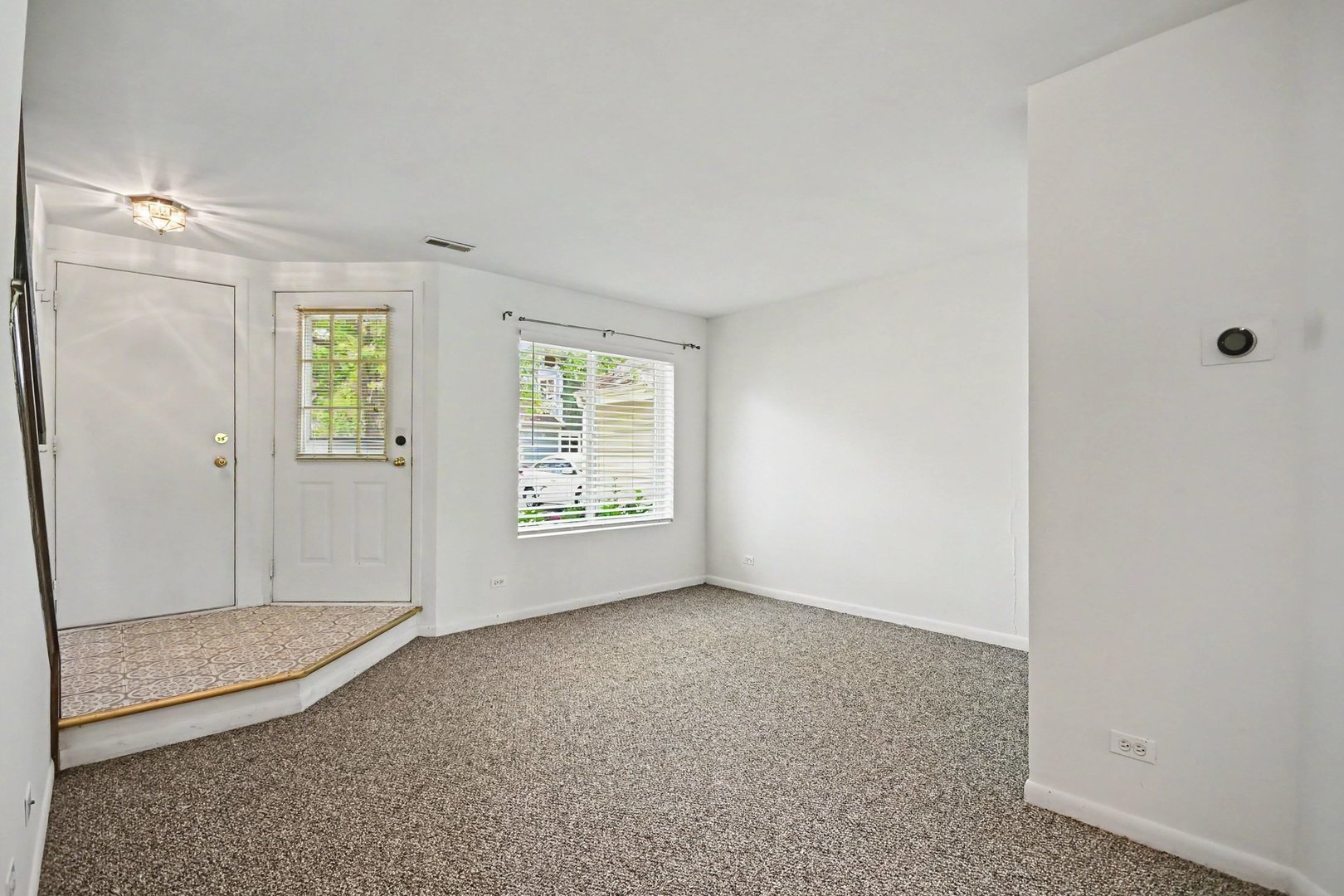2734 Preston Court Property Photo 2