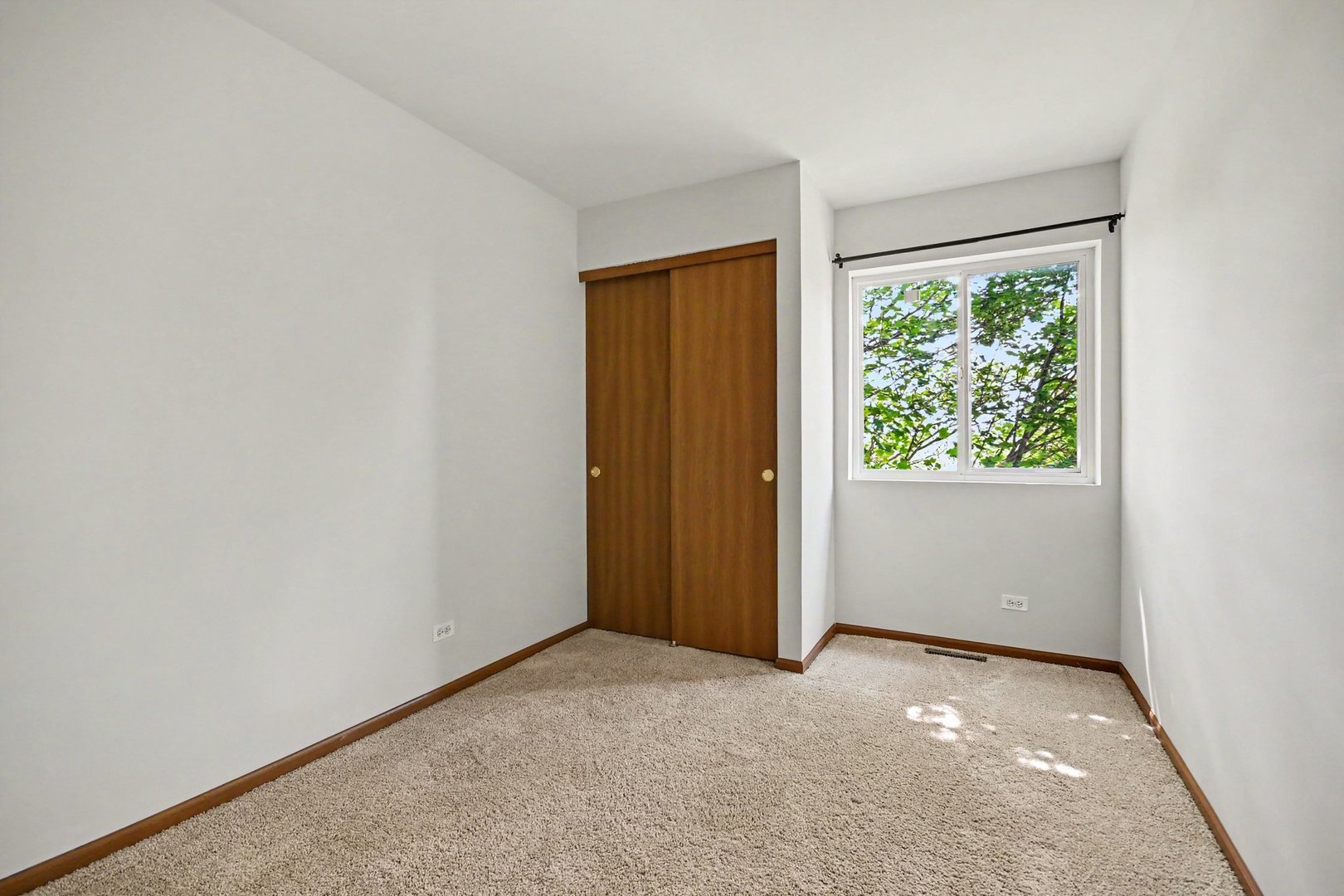 2734 Preston Court Property Photo 10