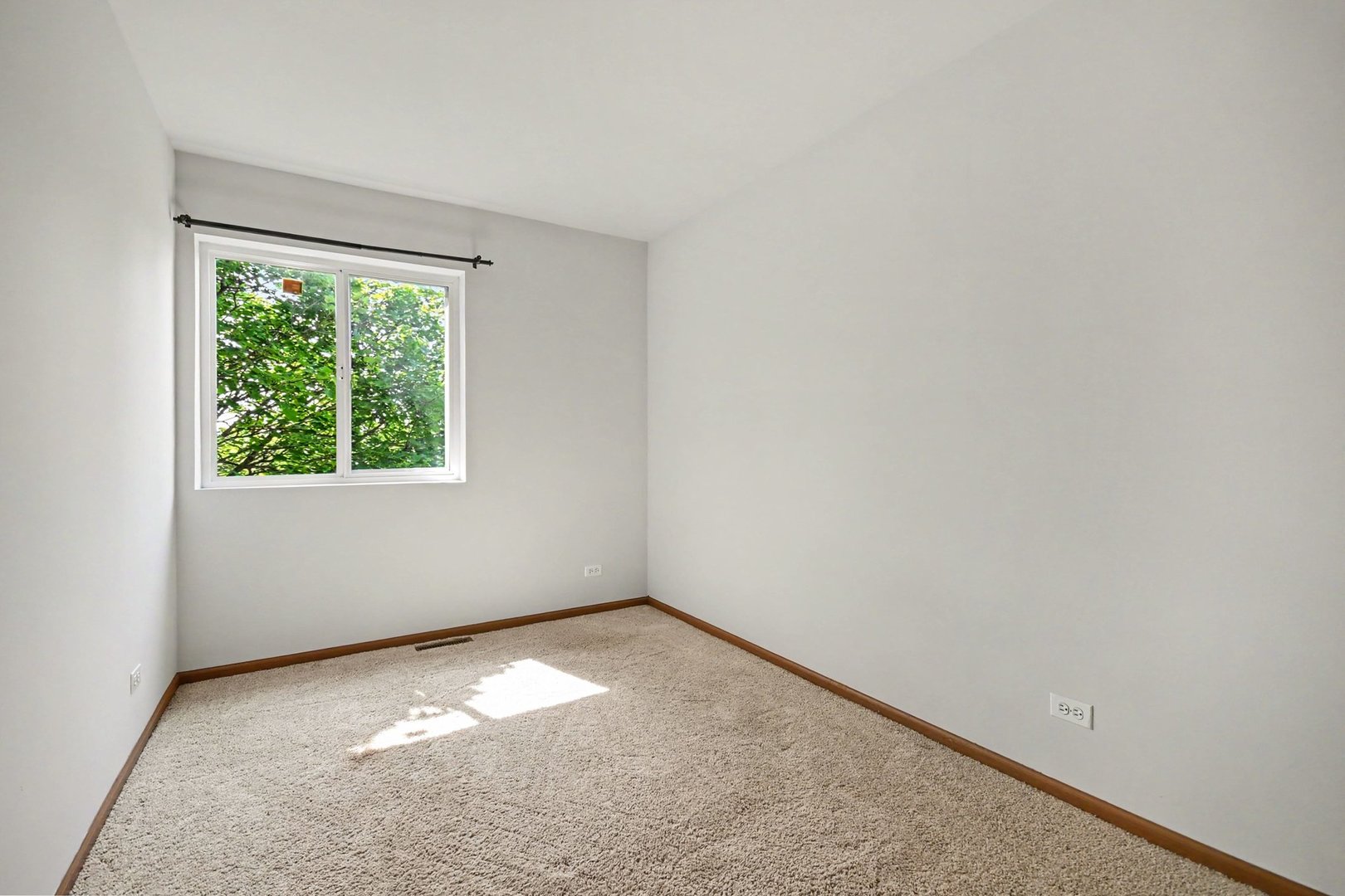 2734 Preston Court Property Photo 11