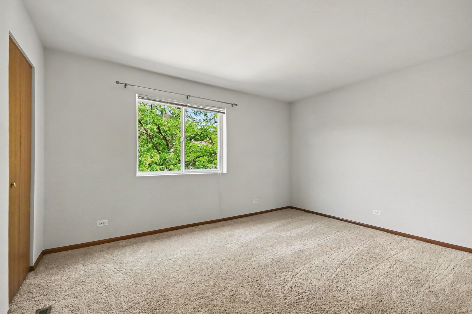 2734 Preston Court Property Photo 13