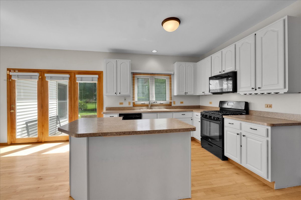 24963 Heritage Oaks Drive Property Photo 13