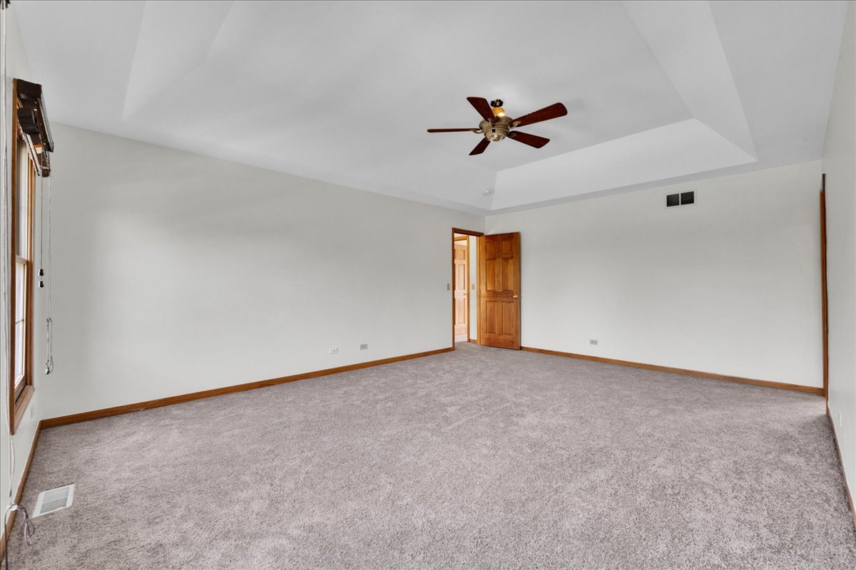 24963 Heritage Oaks Drive Property Photo 30
