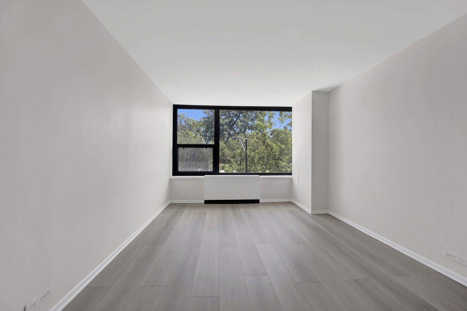 1850 N Clark Street 307 Property Photo 10