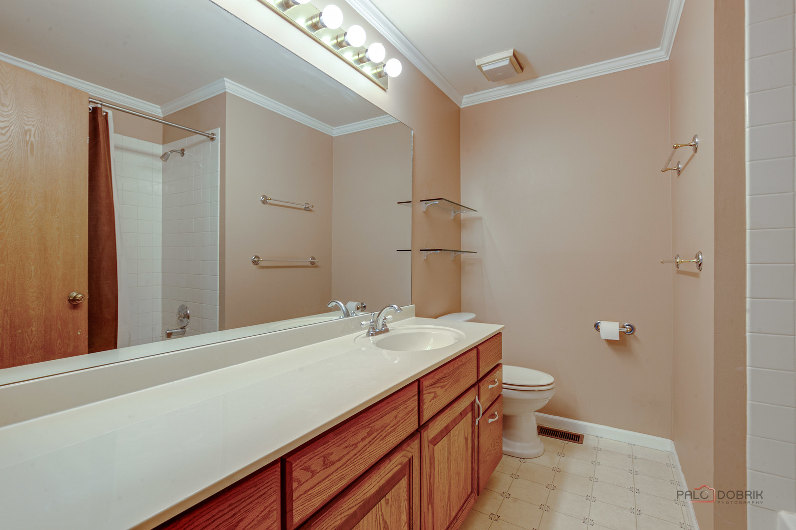 1209 Bradwell Lane E Property Photo 19